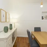 Comfortable With Terrace Near Marques De Pombal, - Ttl317 Daire