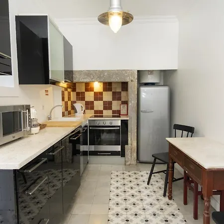 Διαμέρισμα Comfortable With Terrace Near Marques De Pombal, - Ttl317 *