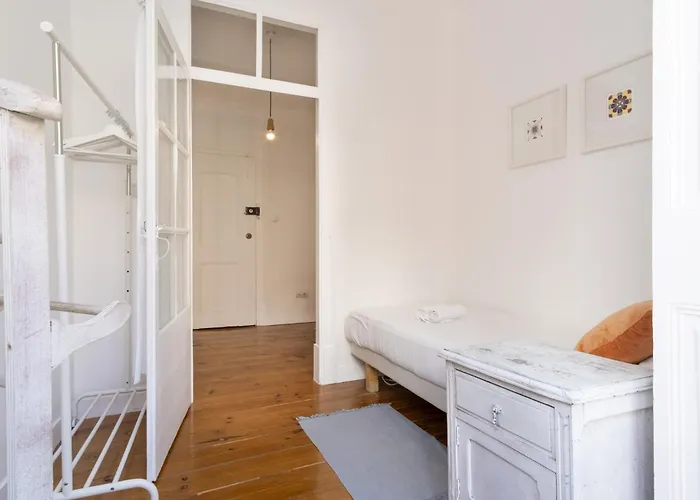 شقة Comfortable With Terrace Near Marques De Pombal, - Ttl317 Lisboa