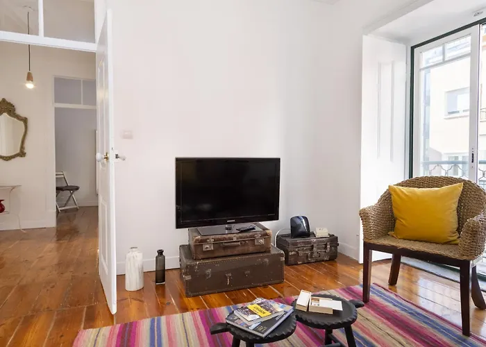Comfortable With Terrace Near Marques De Pombal, - Ttl317 *