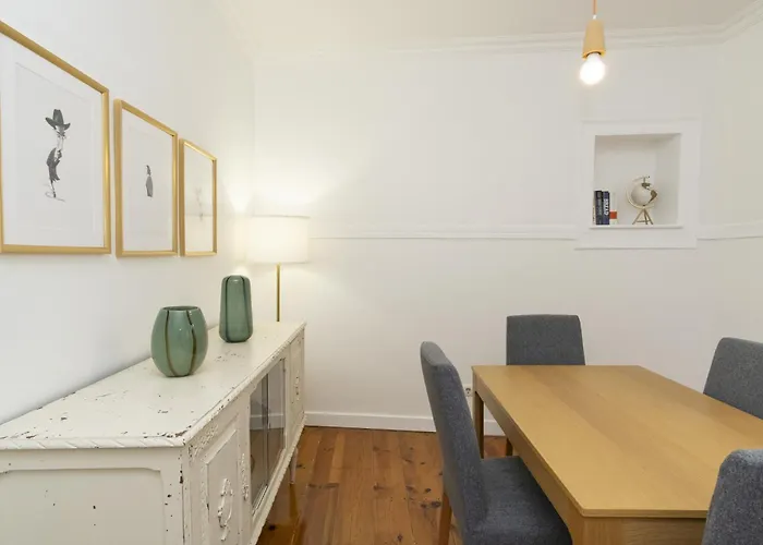 Comfortable With Terrace Near Marques De Pombal, - Ttl317 شقة